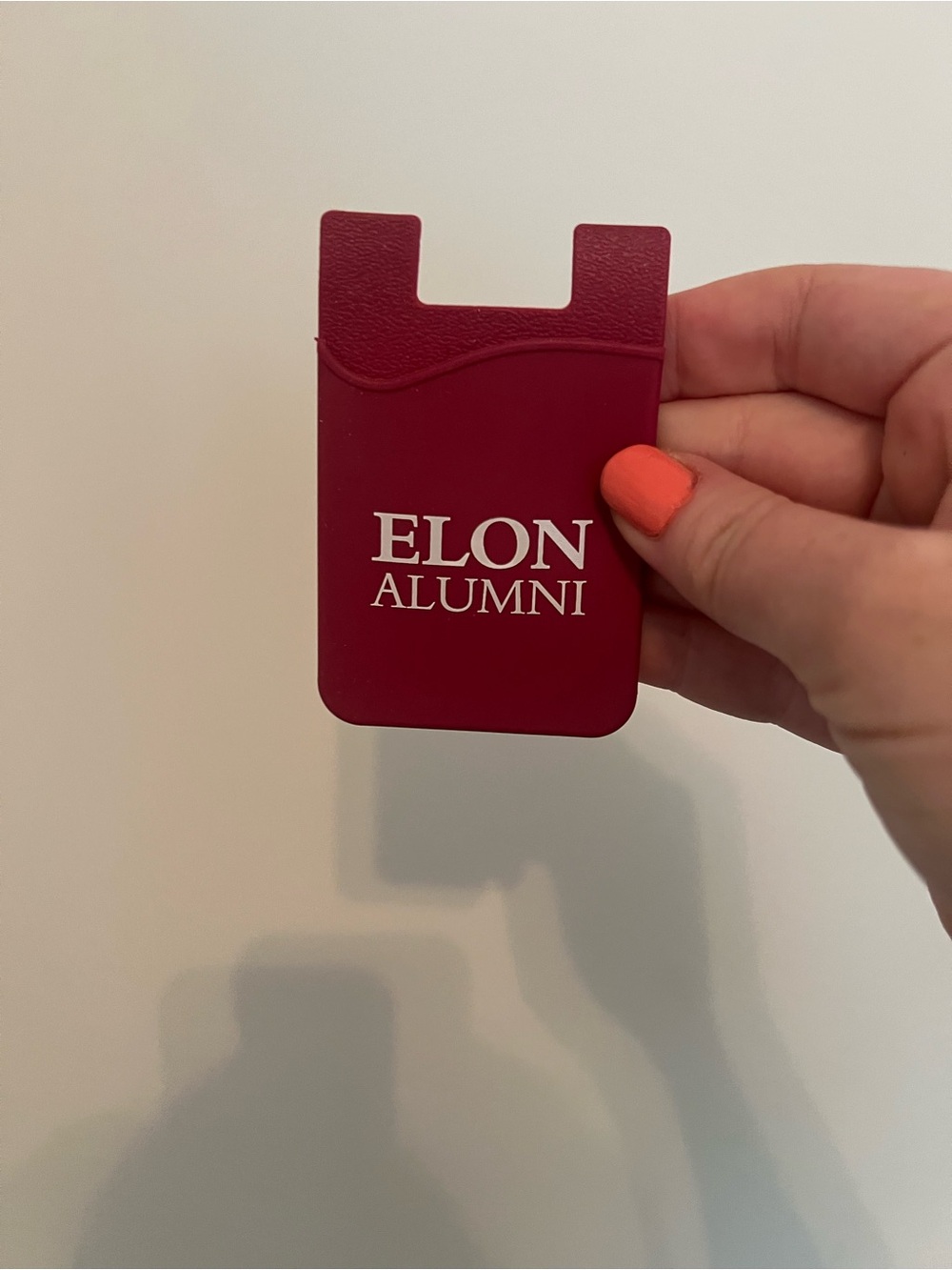 NWOT Elon university alumni maroon phone back card holder